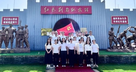 追寻红色印记，开展革命教育