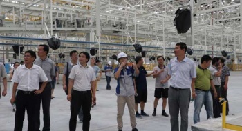 市东宝中学党员赴高新区・掇刀区及漳河新区参观学习