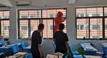 蜂窝大如盘  消防解危难