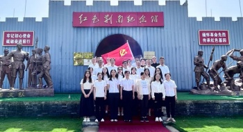 追寻红色印记，开展革命教育